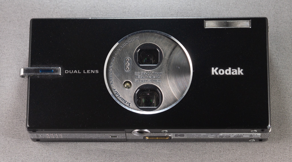 Kodak Dual Lens V570 - open